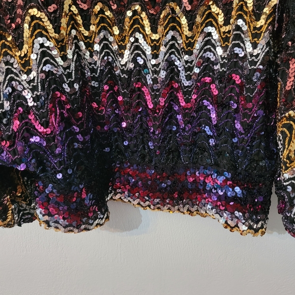 Unique vintage sequined bubble sleeve top - Picture 7 of 12